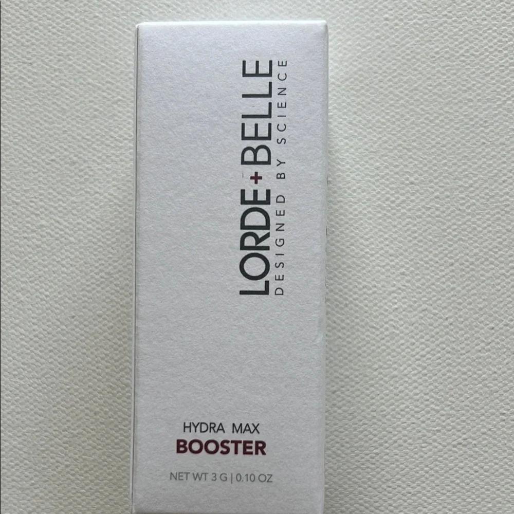 New Never Opened Lorde + Belle Hydra Max Booster MSRP $59 (E3)